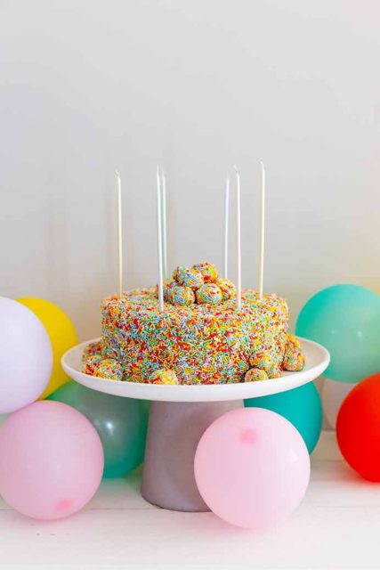 Bolo Happy Birthday