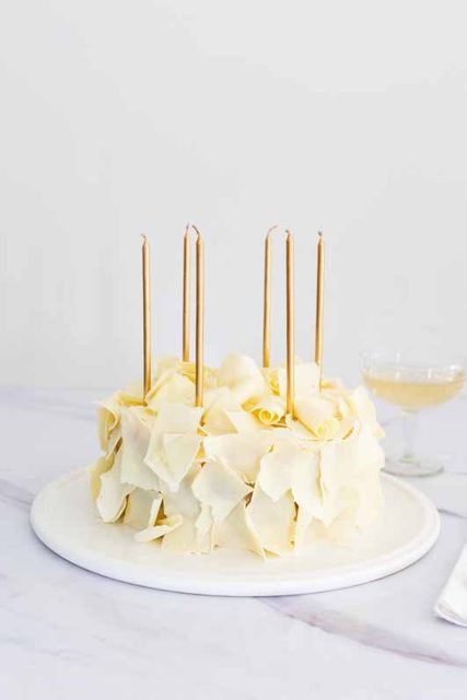 Bolo Raspas branco